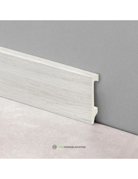 Zócalo Atrim Plain 70mm x 15mm x 2,44m Roble Gris (2364E)